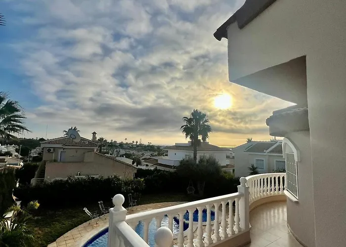 Calma Вилла Сьюдад-Кесада